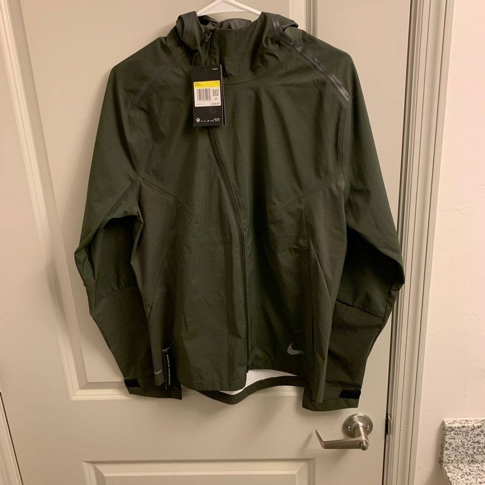 Nike Performance Jacket in Olive Green